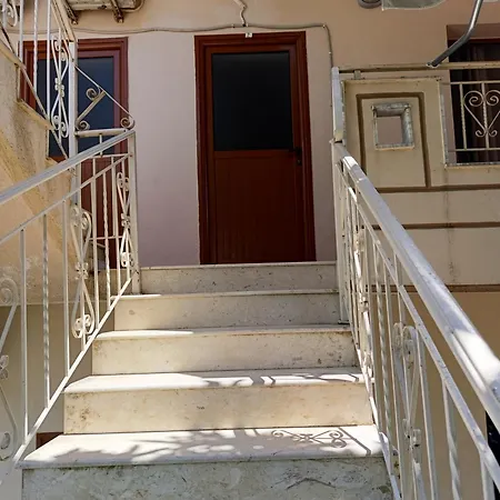 House 2 Vlora